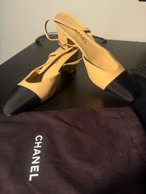 CHANEL Beige and Black Two-Tone Slingback Pumps